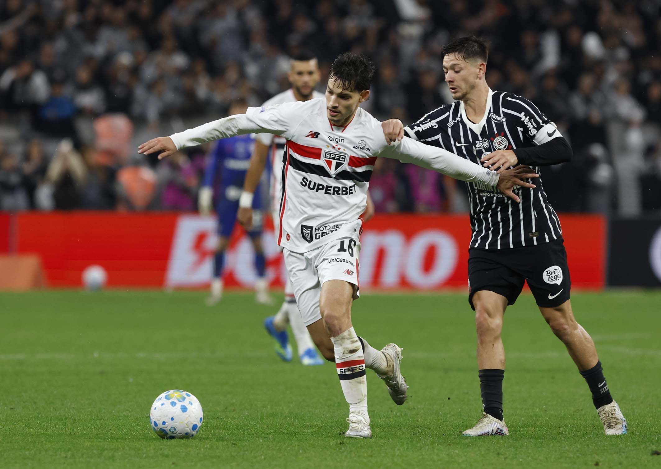 Corinthians aumenta freguesia contra o São Paulo em casa; veja histórico
