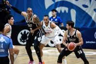 Com ‘apagão’ pós-intervalo, KTO Minas perde para o Corinthians e é eliminado do NBB