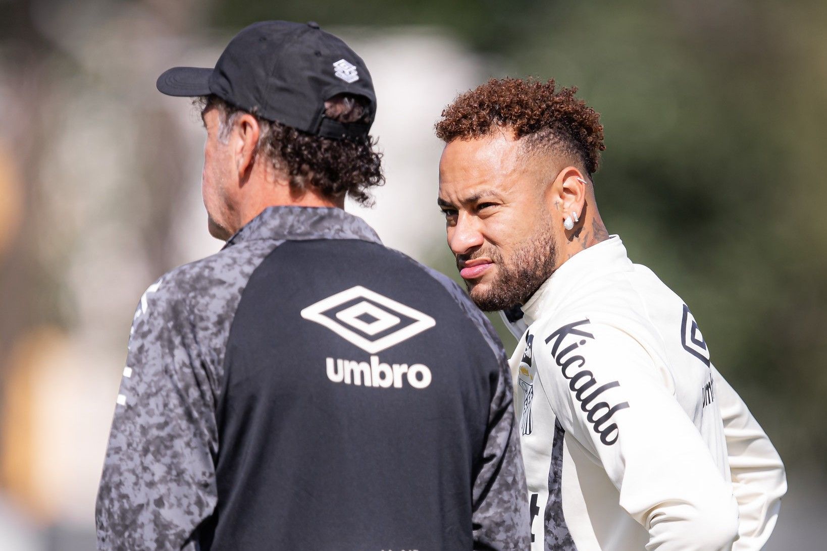 Santos x Coritiba: Neymar tem último teste antes de convocação para Copa