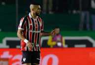 Fora do São Paulo, zagueiro Dória se pronuncia sobre rescisão contratual