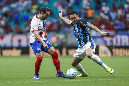 Em crise, Bahia empata com Grêmio, que deixa Z4 do Campeonato Brasileiro