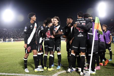 Vasco x Olimpia