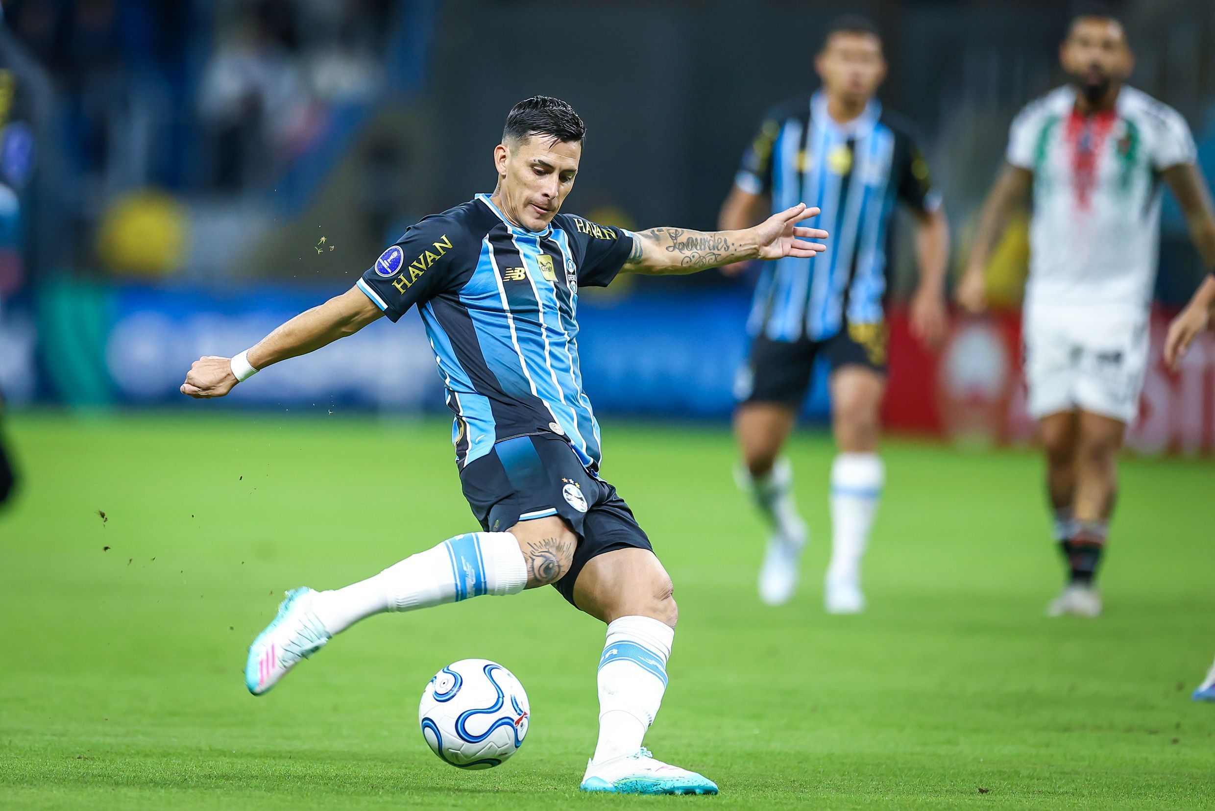 Luís Castro é direto sobre ‘volta por cima’ de ex-Atlético no Grêmio