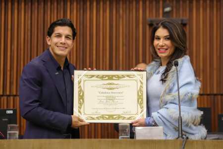 Lucas Romero, do Cruzeiro, recebe título de cidadão honorário de BH • Rafaella Ribeiro/CMBH