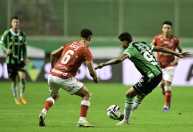 América perde de virada para o Vila Nova e segue sem vencer na Série B