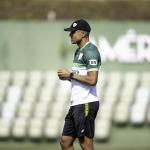 Escalação do América: Roger Silva deve repetir titulares para encarar o Juventude