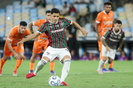 Savarino marca pelo Fluminense na Libertadores