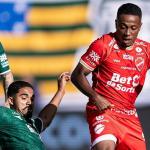 Com um a menos, Goiás bate Vila Nova em clássico e volta a vencer na Série B