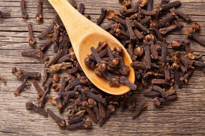 Aprenda a cultivar cravo-da-índia em casa com dicas de especialista