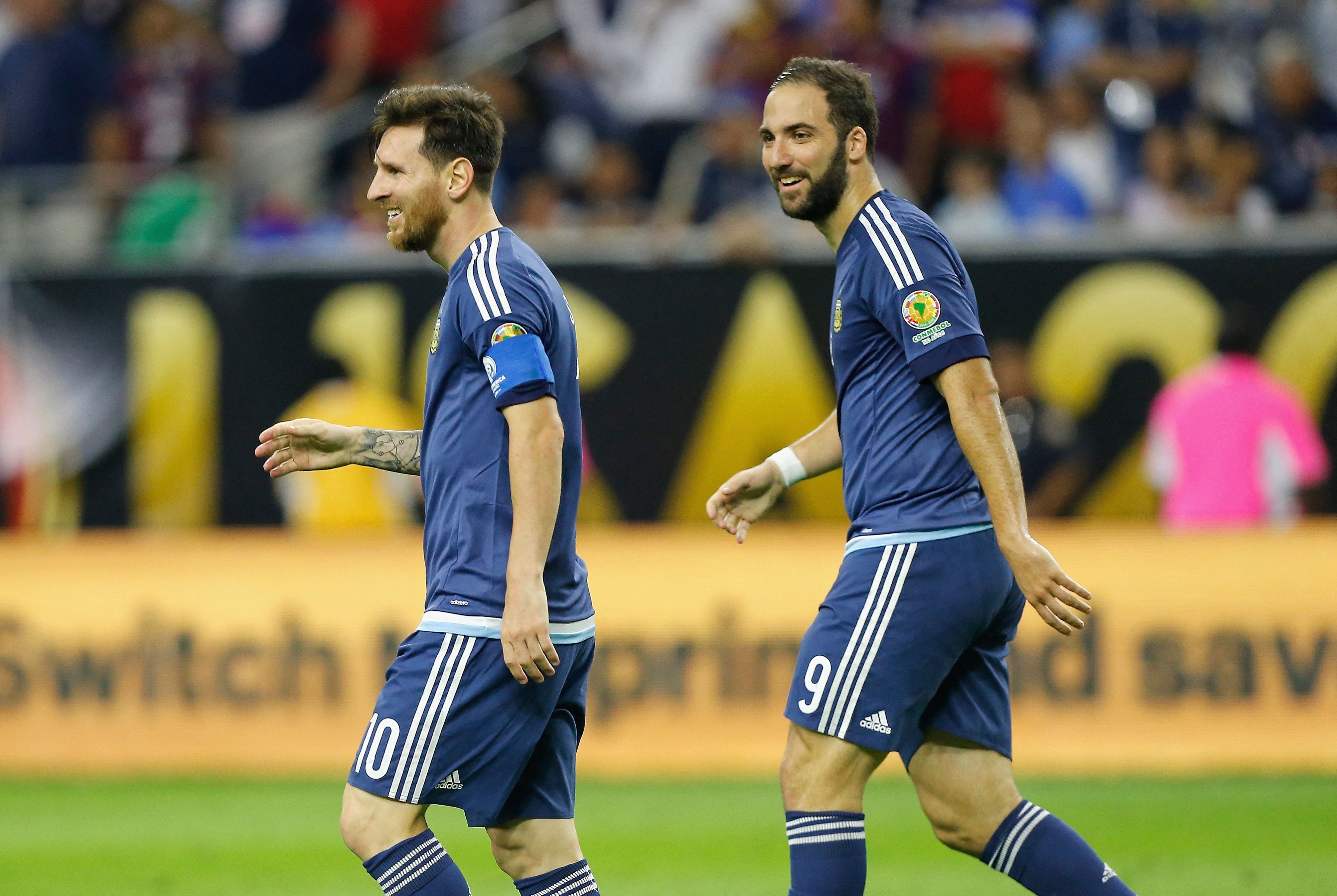 Ex-Seleção Argentina e Real Madrid aparece com visual diferente e chama atenção; veja