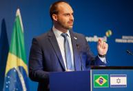 STF condena Eduardo Bolsonaro por difamação contra Tabata Amaral
