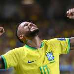 Neymar domina manchetes no mundo após convocação do Brasil para a Copa do Mundo