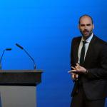 Eduardo Bolsonaro sugere que STF pode não reconhecer eventual vitória de Flávio