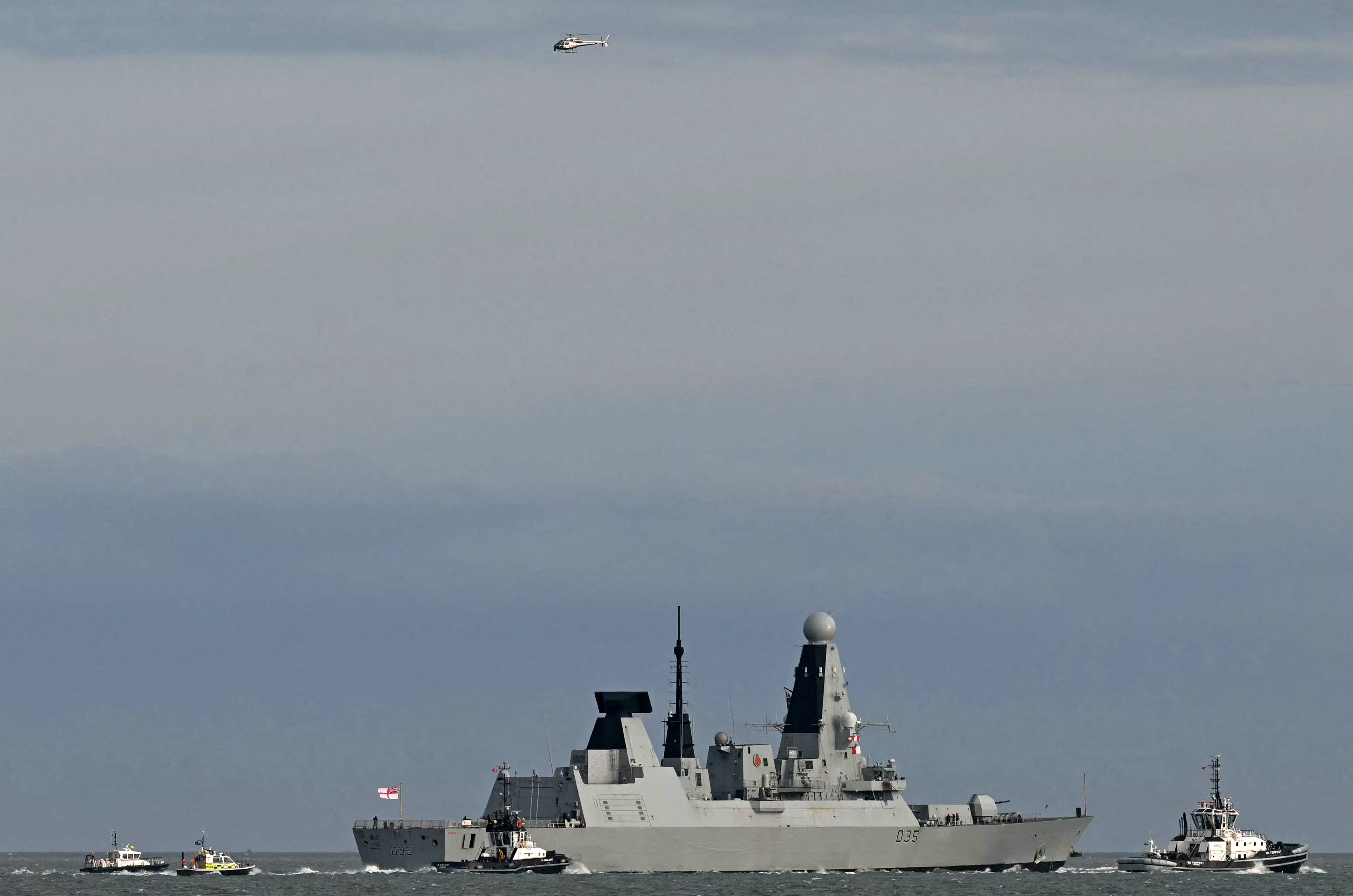 Reino Unido vai enviar navio de guerra ao Oriente Médio