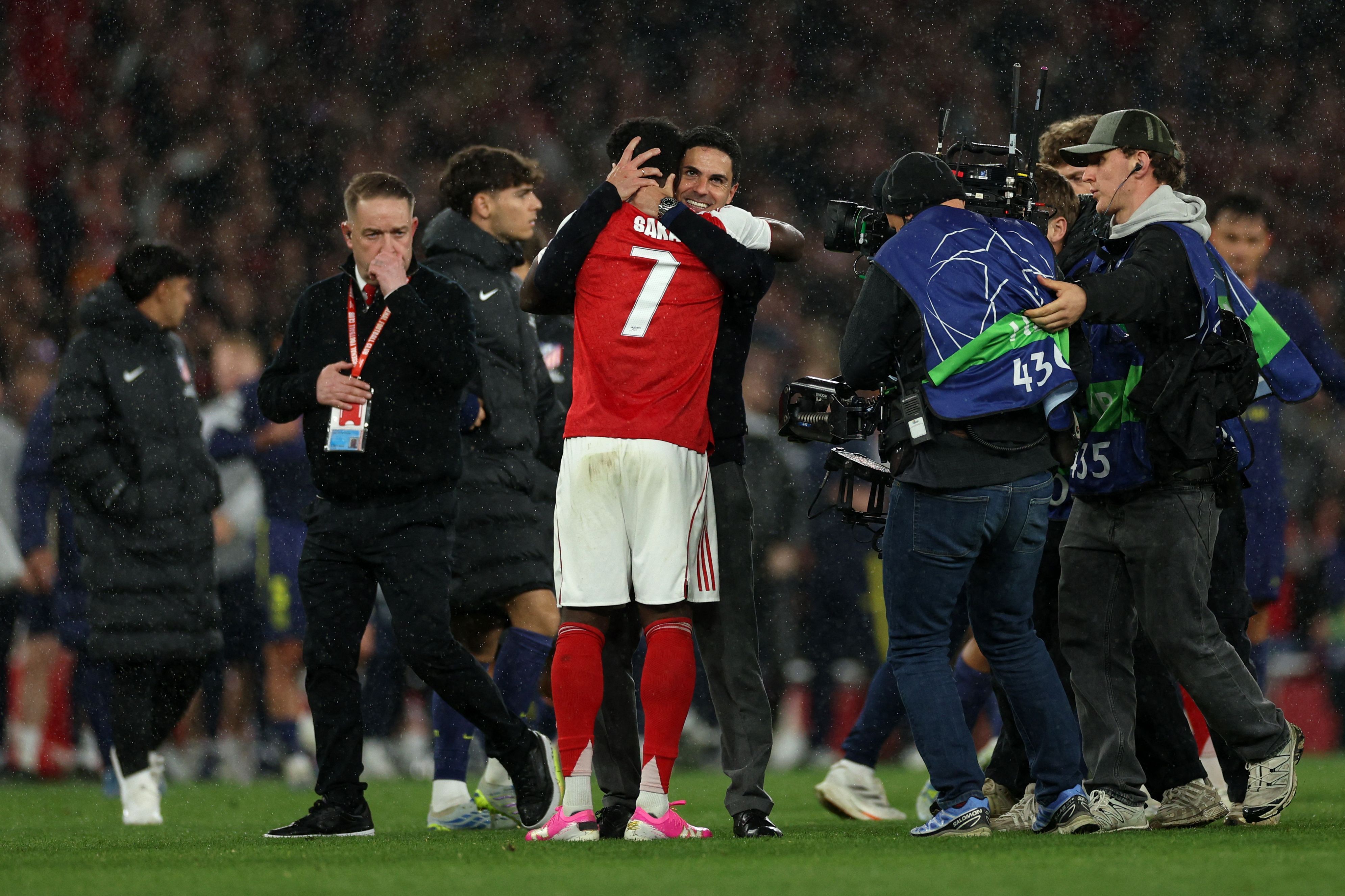 Arsenal volta à final da Champions League após 20 temporadas