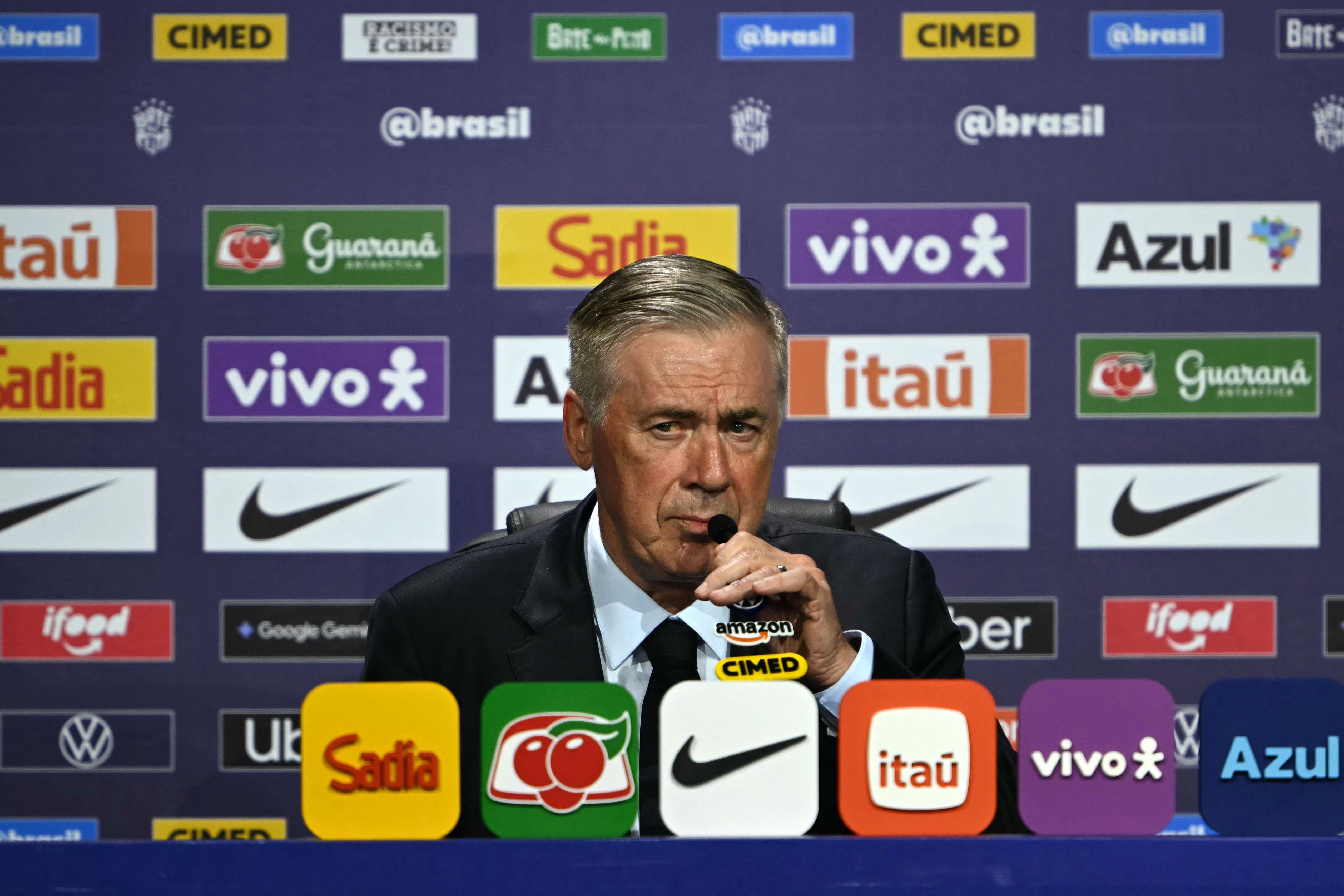 Ancelotti reage a clamor de ex-jogadores pela ida de Neymar à Copa do Mundo