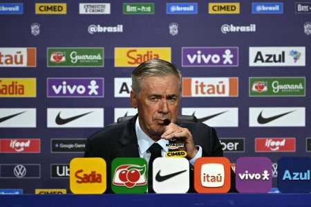 Técnico Carlo Ancelotti convocou Neymar para representar a Seleção Brasileira na Copa do Mundo