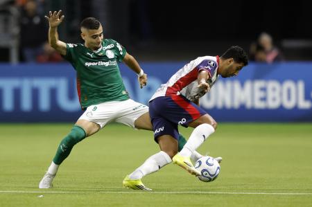 Andreas Pereira e Cecilio Dominguez em Palmeiras x Cerro Porteño