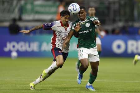 Jhon Arias e Fabricio Dominguez em Palmeiras x Cerro Porteño