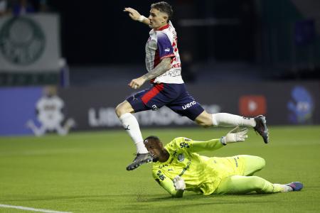 Vegetti fez o gol do Cerro Porteño contra o Palmeiras