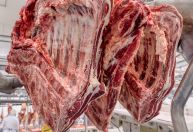 Carne bovina bate recorde histórico: preço da carcaça casada é o maior desde 2001