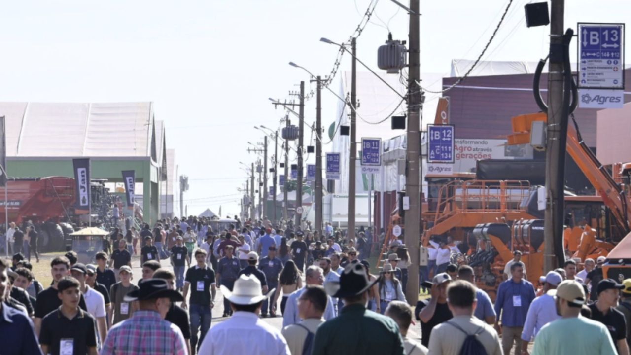 Agrishow 2026 tem queda de 22% e fecha com R$ 11,4 bilhões em negócios