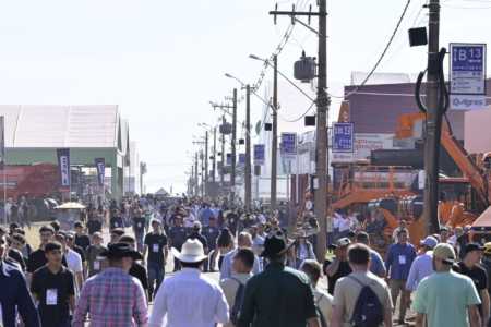 Agrishow 2026 tem queda de 22% e fecha com R$ 11,4 bilhões em negócios