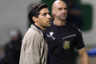 Abel avalia empate com Cruzeiro e lamenta situação de Paulinho no Palmeiras