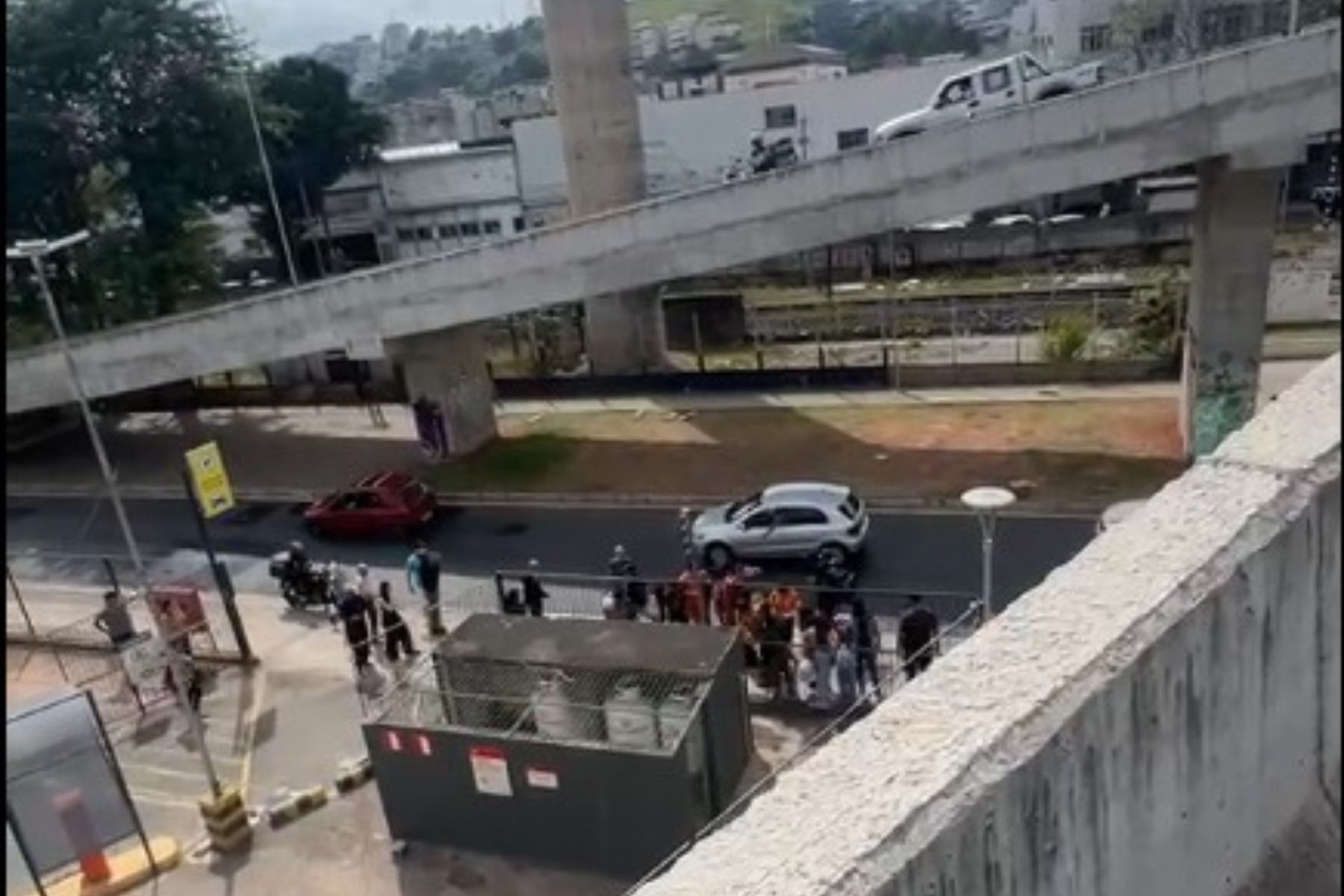 Prefeitura anuncia medidas de segurança no Viaduto Roza Cabinda em Juiz de Fora