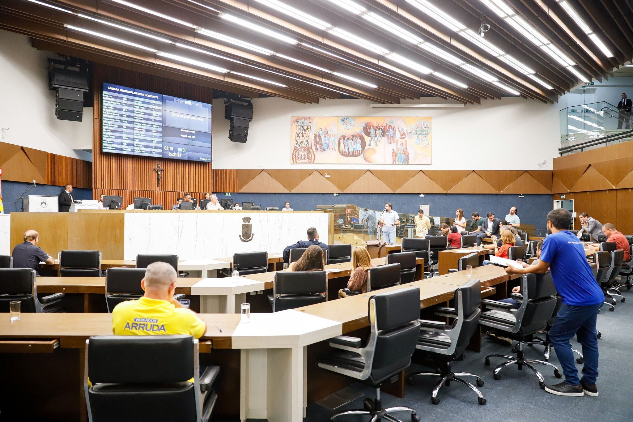 Câmara de BH aprova projeto que veta honrarias a condenados por crimes hediondos