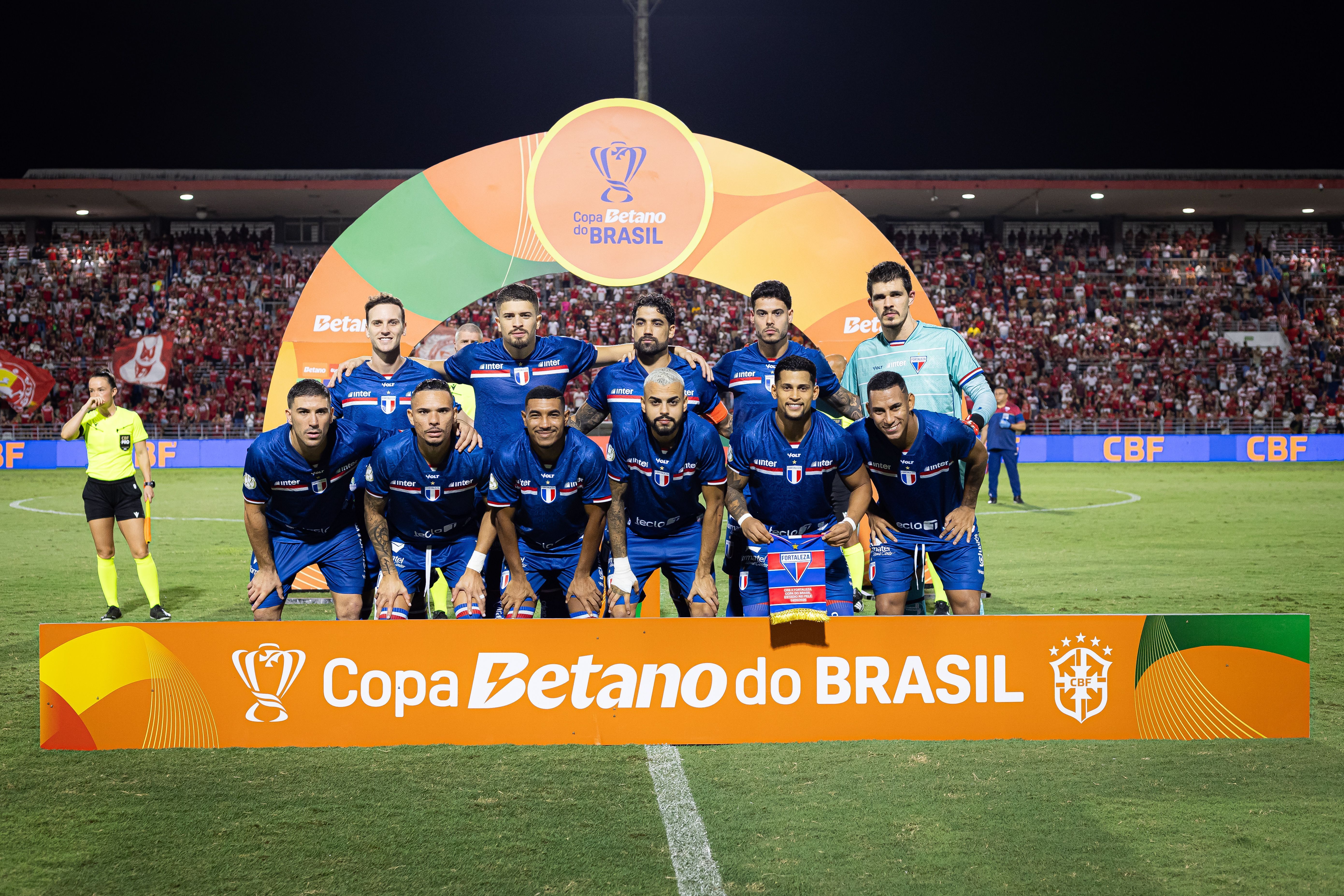Fortaleza fatura 'bolada' com classificação às oitavas da Copa do Brasil