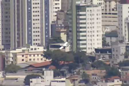 Professor da UFMG analisa caso de avião que caiu em BH: 'Não havia área de escape'