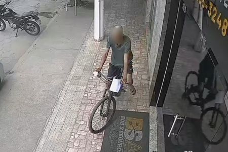 Homem sai da cadeia, furta bicicleta para voltar para casa e acaba preso novamente em MG