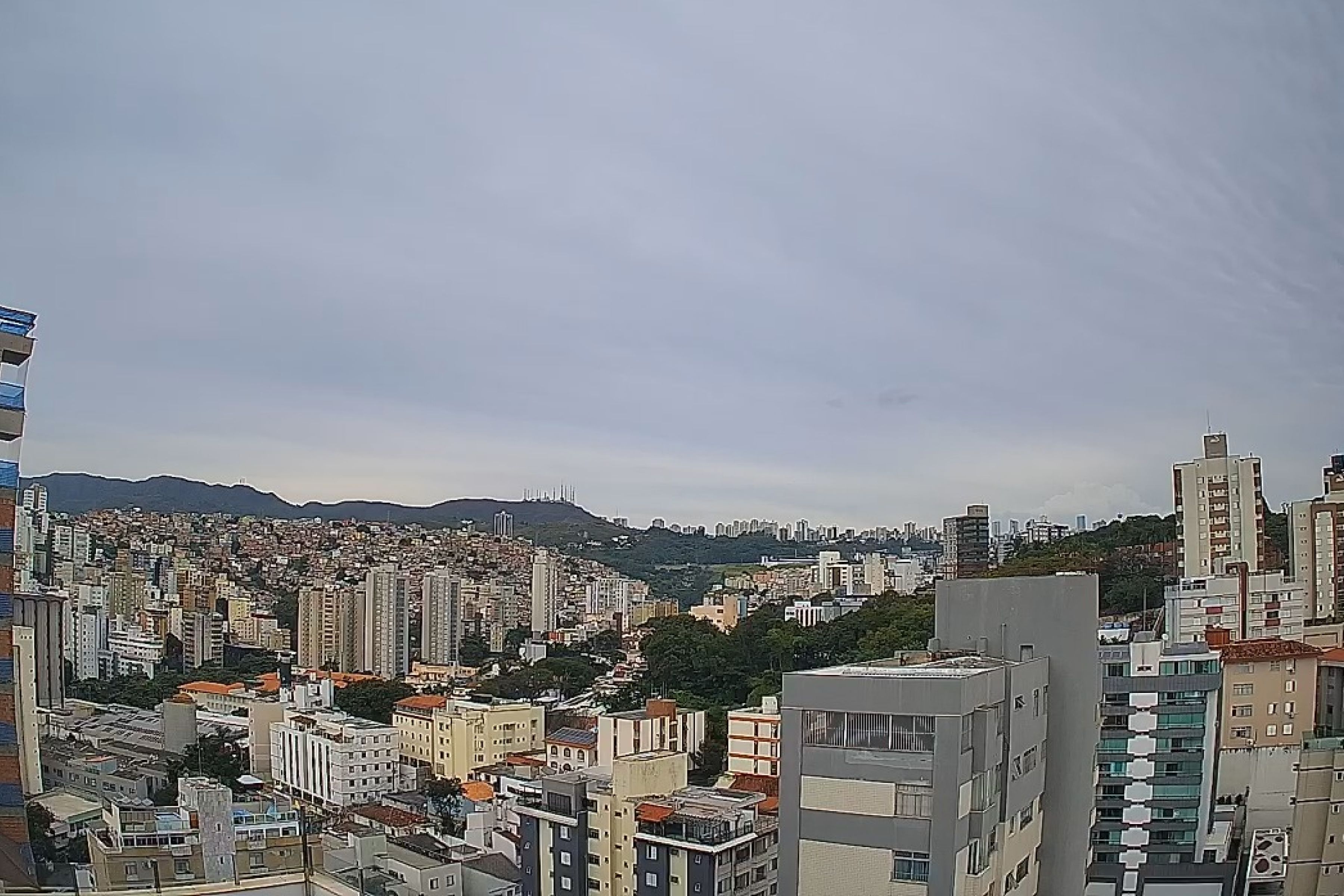 Defesa Civil de BH alerta para chuva nesta segunda (18); veja recomendações