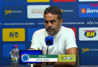 Artur Jorge lamenta 'falta de inteligência' do Cruzeiro em derrota para o Atlético