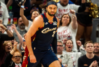 Playoffs da NBA: Cavaliers vencem Pistons e diminuem desvantagem na série