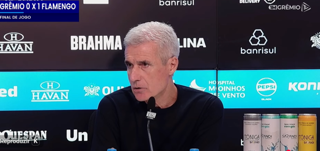 Luís Castro em entrevista coletiva do Grêmio após a derrota para o Flamengo