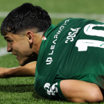 Palmeiras confirma lesões de Felipe Anderson e Ramón Sosa após jogo contra o Cruzeiro