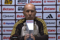 Jardim avalia empate do Flamengo contra o Athletico-PR e defende Rossi após falhas