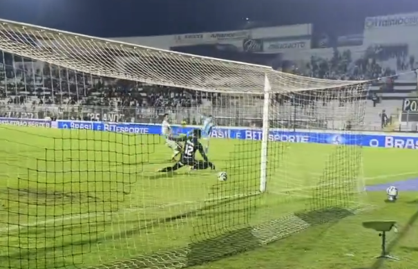 Londrina goleia Ponte Preta na Série B em estreia de técnico ex-Atlético
