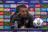 Técnico do Cienciano vê 'vitória justa' do Atlético e faz elogios ao Barba
