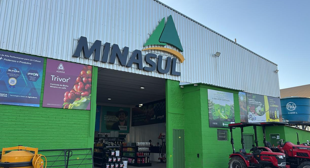 Minasul abre primeiro armazém de café em Três Pontas com feira e show