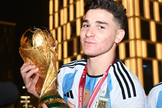 Julián Álvarez: veja números, títulos e metas do jogador da Argentina na Copa