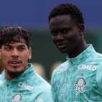 Palmeiras promove zagueiro marfinense de 18 anos para grupo profissional