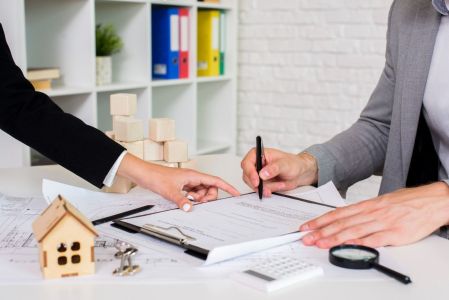 Guia de segurança imobiliária: como evitar riscos na compra do imóvel