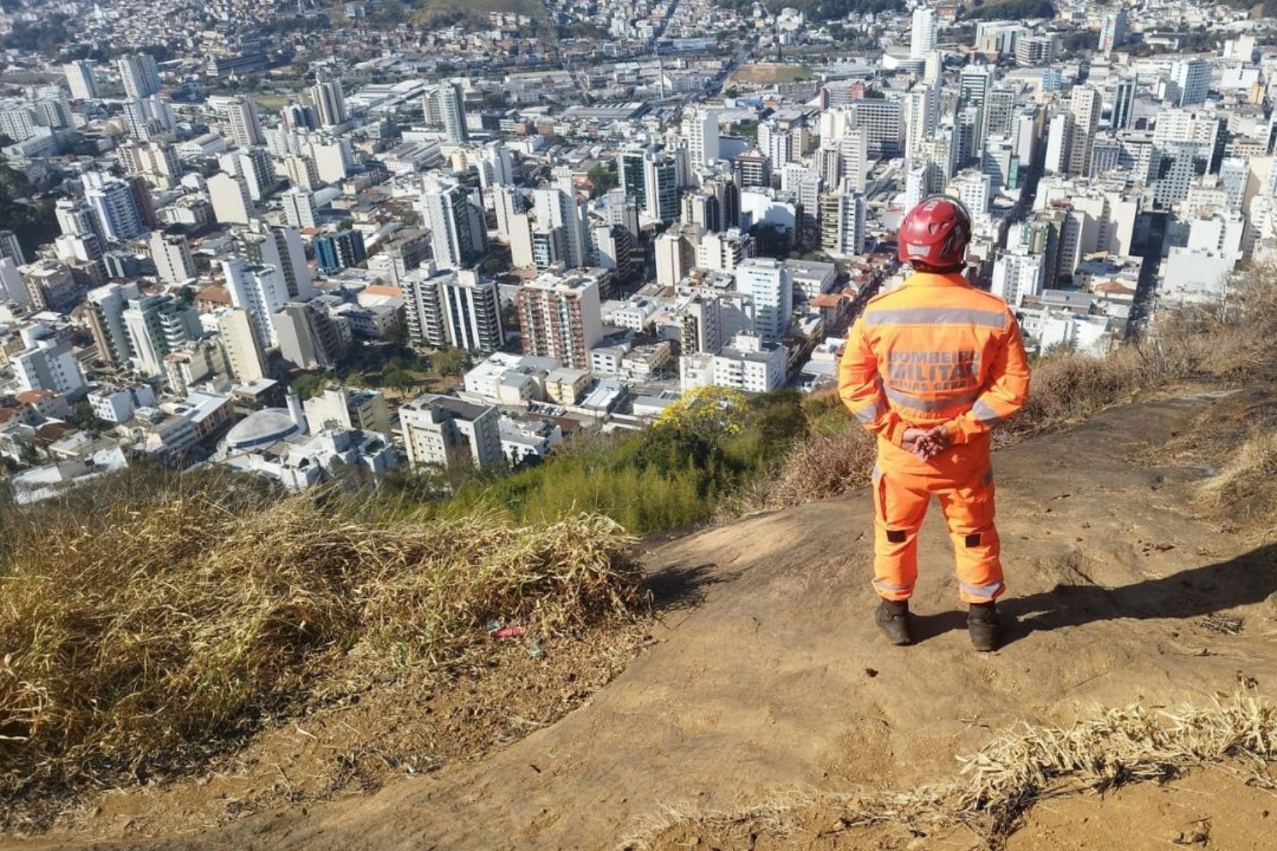 Começam inscrições para concurso para soldados e oficiais dos Bombeiros em MG
