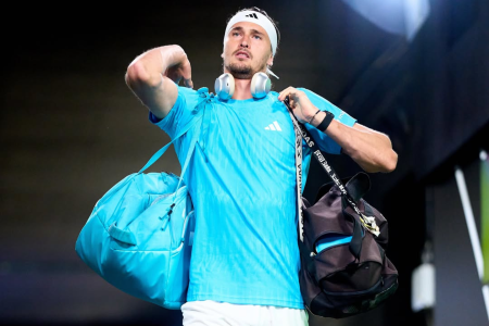 Alexander Zverev, em ação no Masters 1000 de Madrid