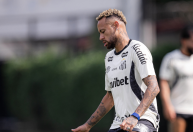 Santos toma decisão sobre Neymar e divulga relacionados para jogo da Sul-Americana