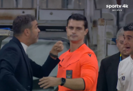 Técnico do Cruzeiro, Artur Jorge se desentende com auxiliar do Atlético durante clássico