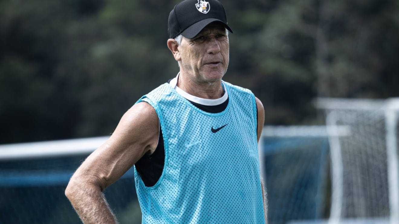 Escalação do Vasco: Renato Gaúcho prepara equipe para clássico com o Flamengo